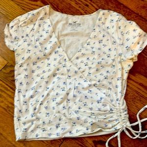 Cute Hollister floral baby tee with side ties
